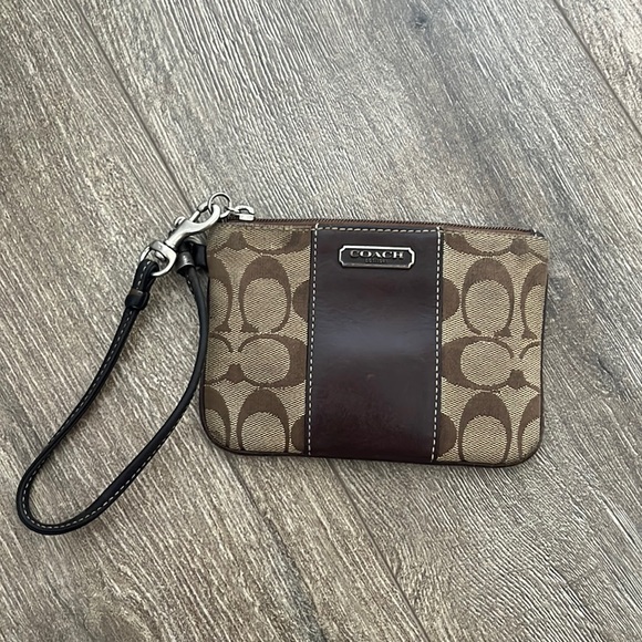 Coach Signature Wristlet - Picture 1 of 3